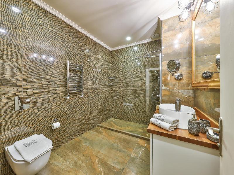Cetmihan Hotel image