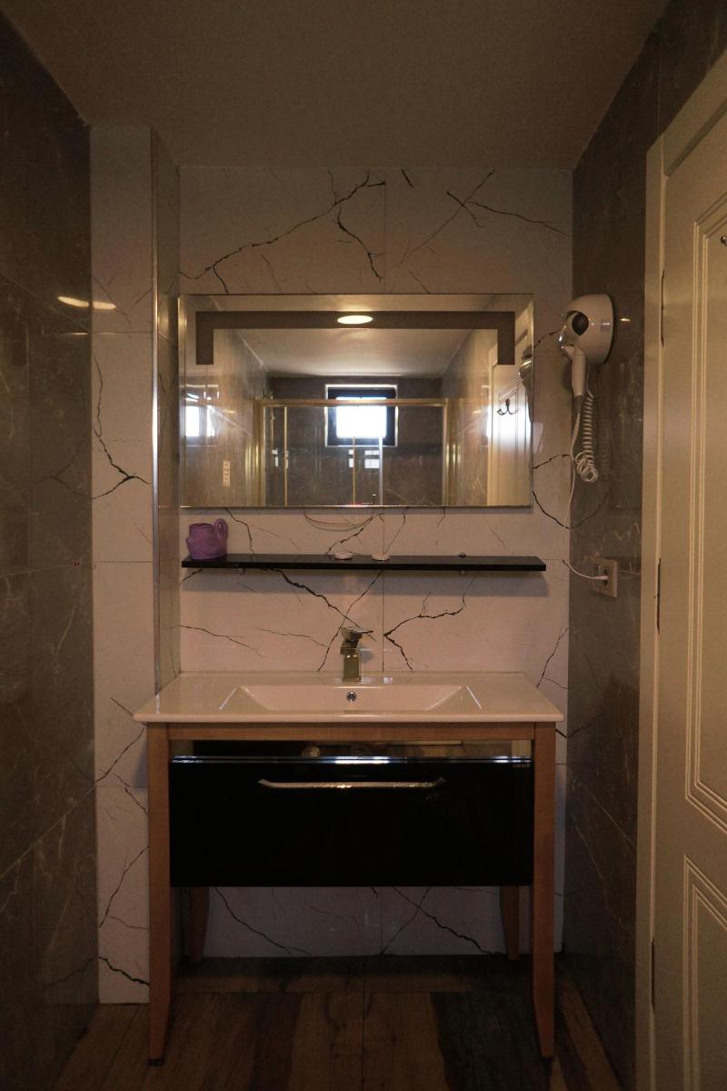 Janti Boutique Hotel image