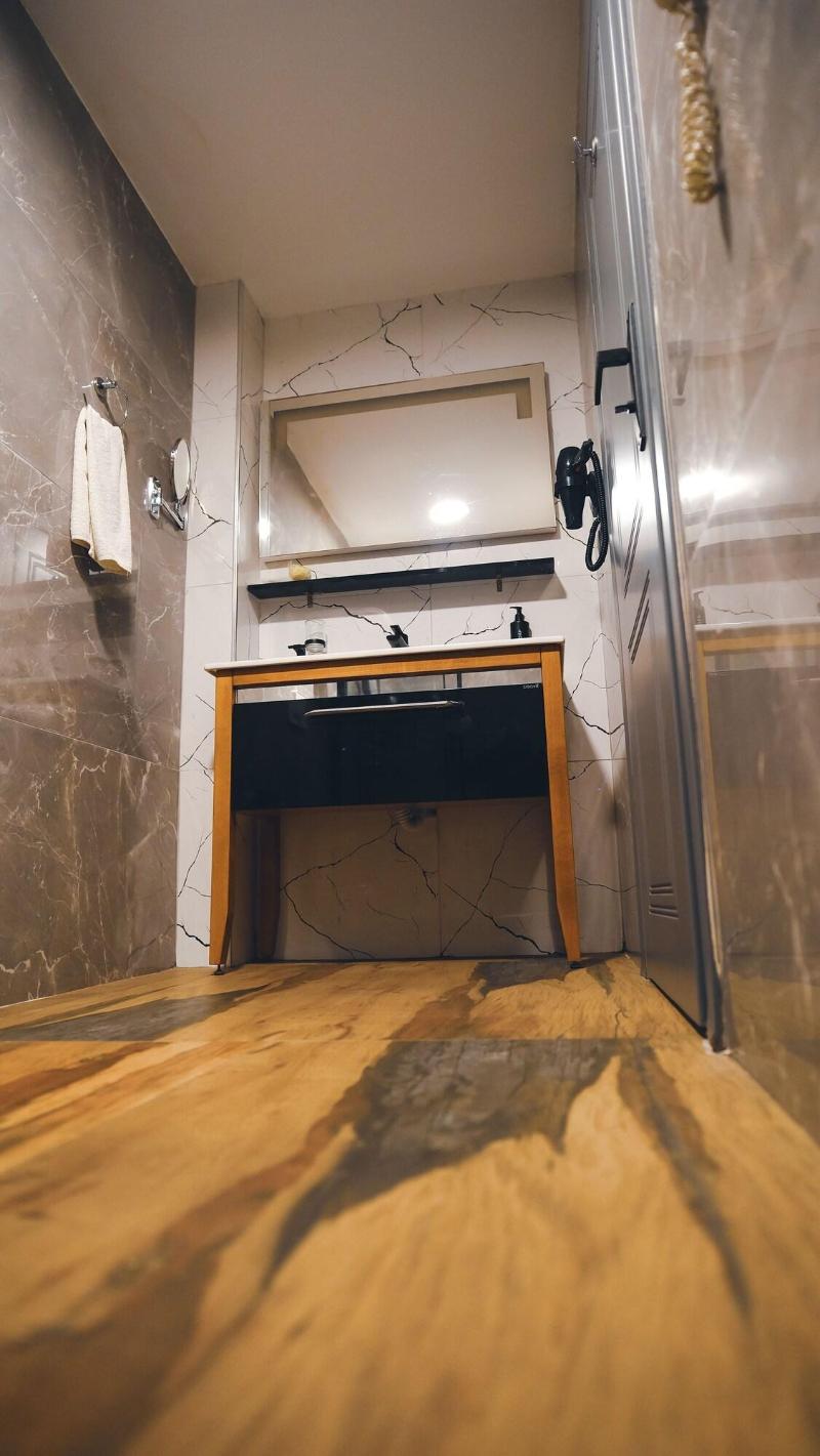 Janti Boutique Hotel image