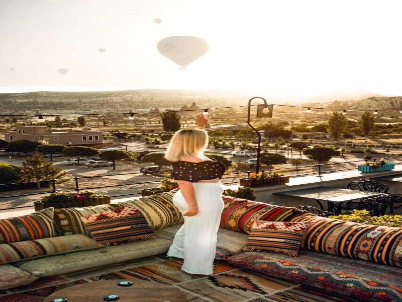 Caravanserai Inn Hotel image