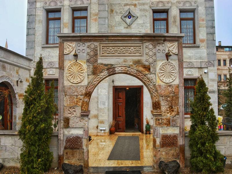 Caravanserai Inn Hotel image