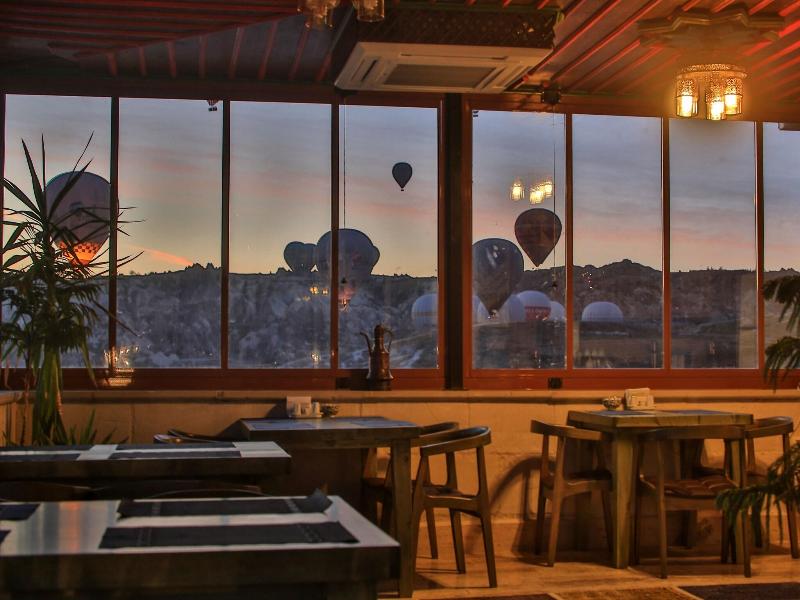 Caravanserai Inn Hotel image