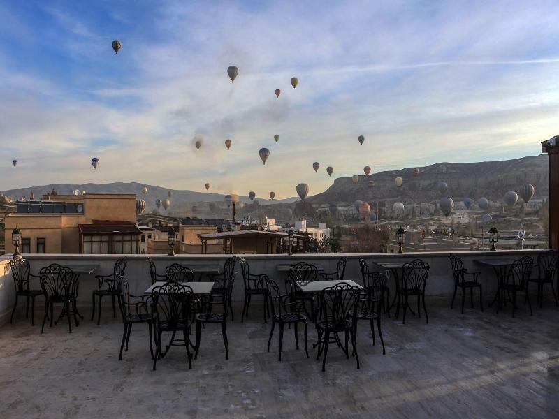 Caravanserai Inn Hotel image