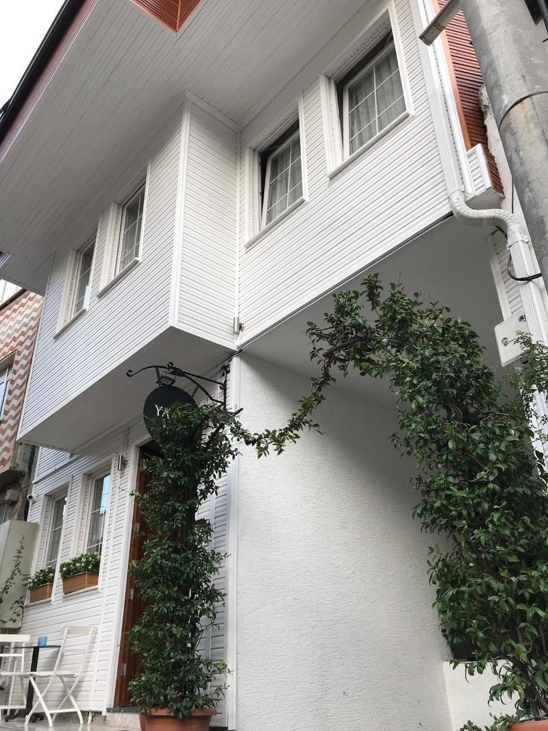 Yanki Hotel image