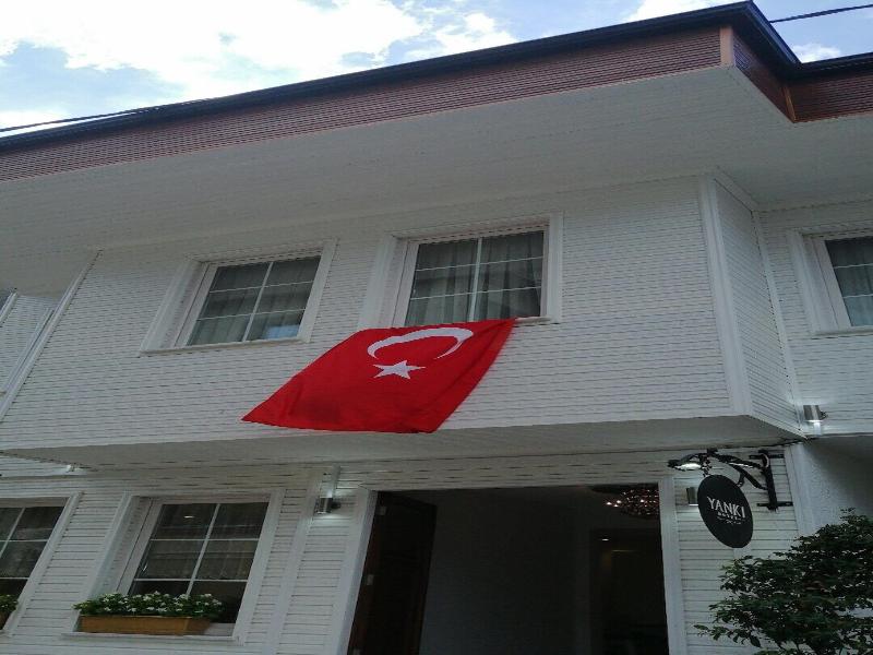 Yanki Hotel image