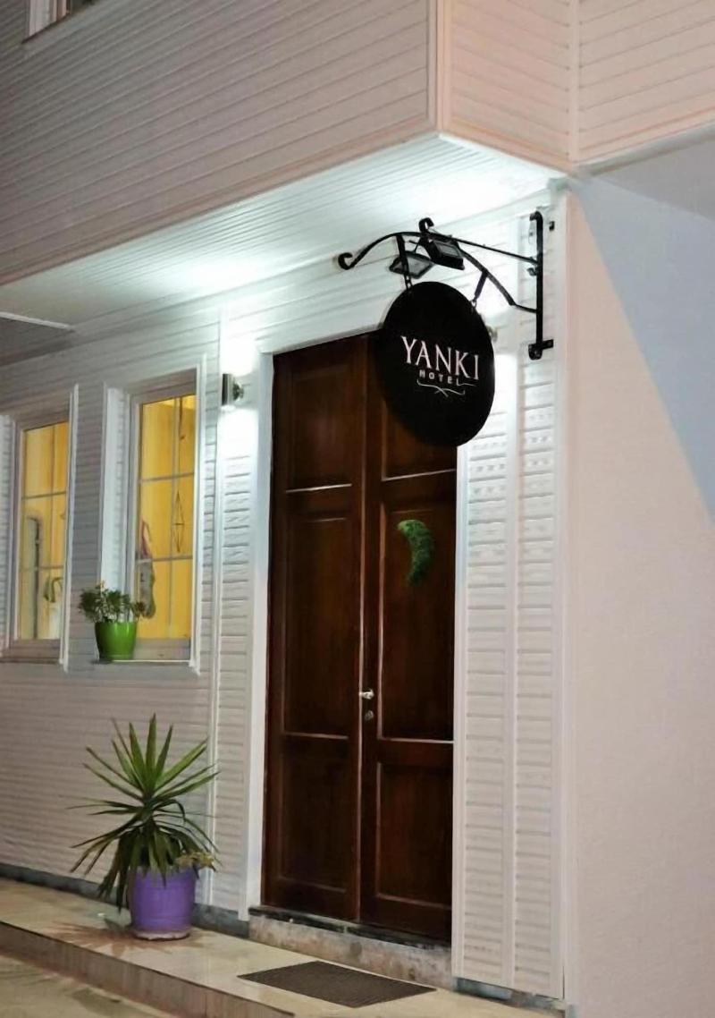 Yanki Hotel image