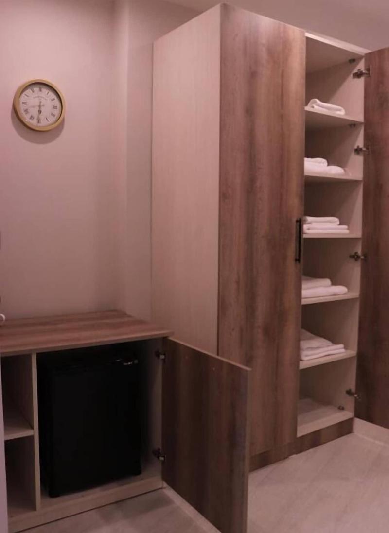 Yanki Hotel image