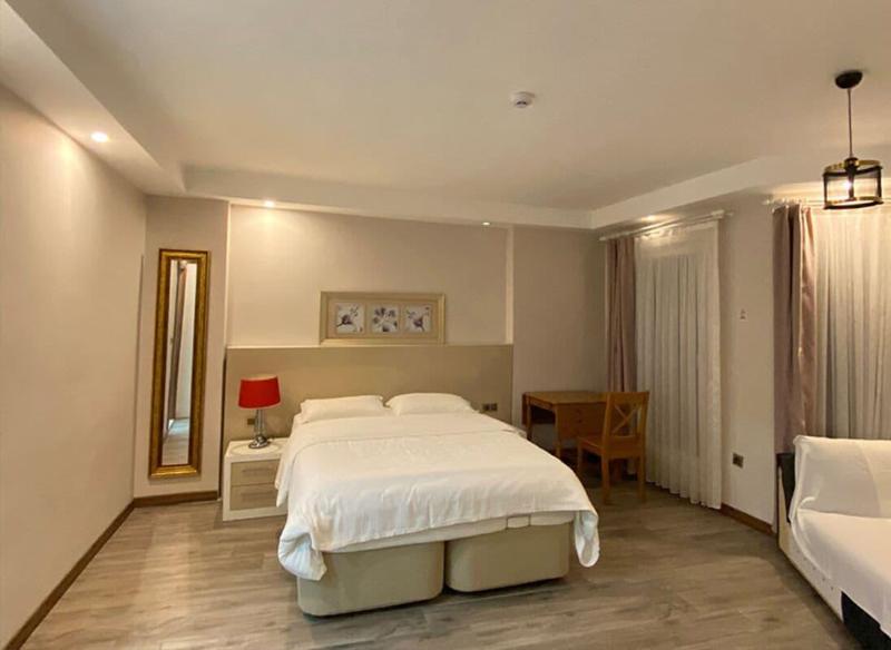 Yanki Hotel image