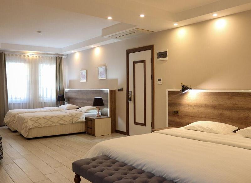 Yanki Hotel image
