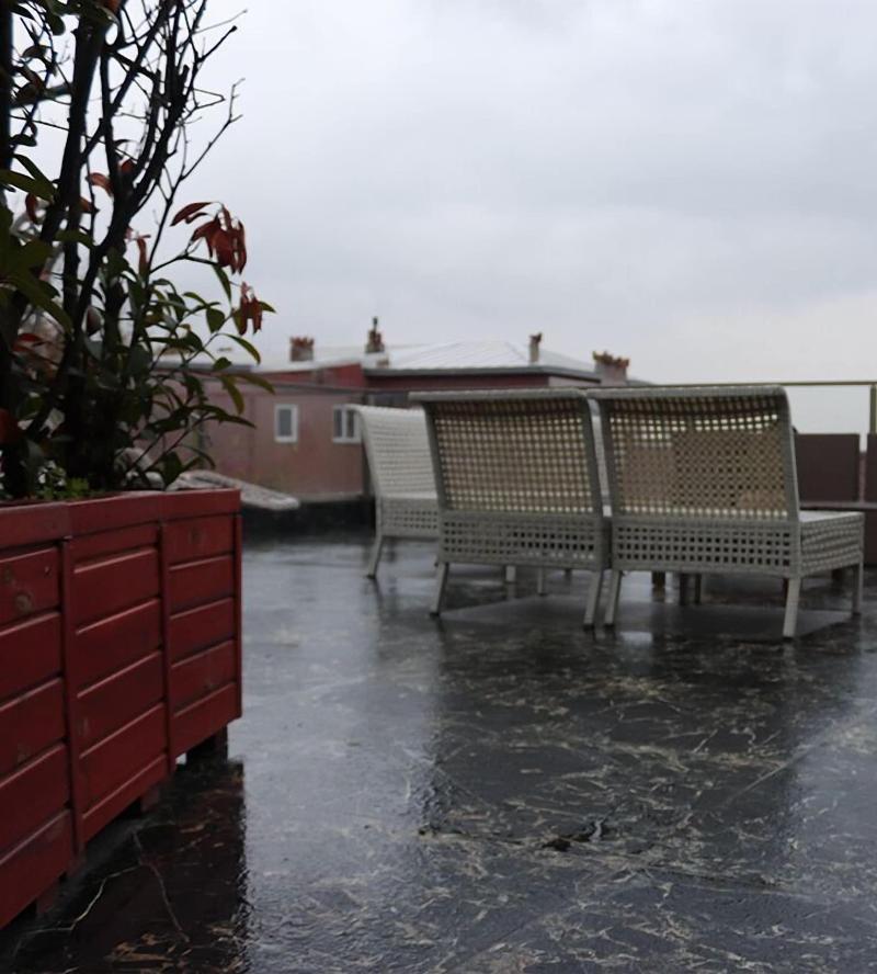 Yanki Hotel image