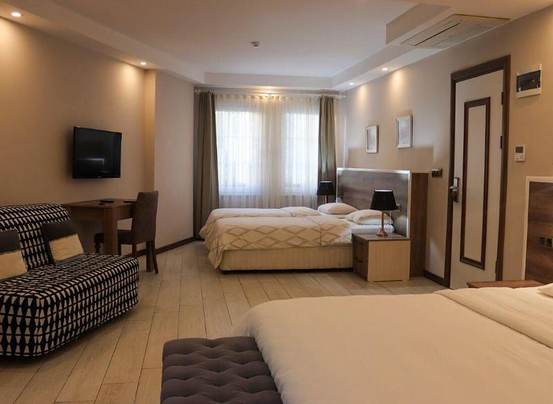 Yanki Hotel image