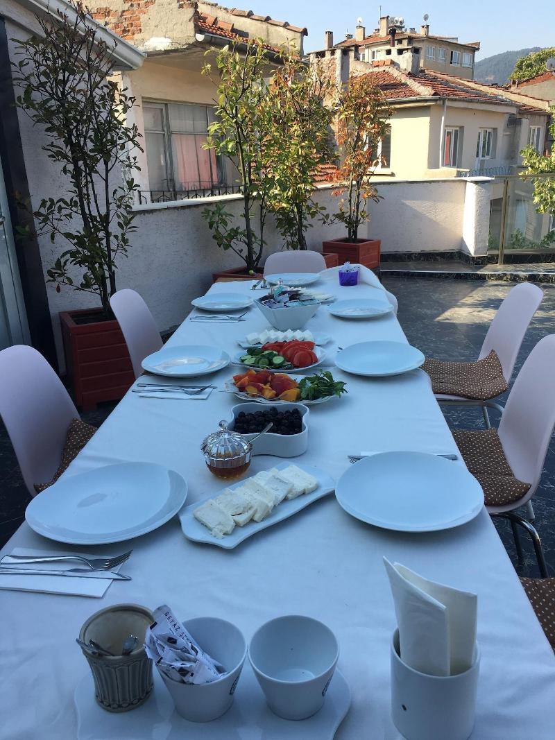 Yanki Hotel image