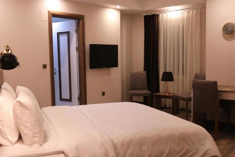 Yanki Hotel image