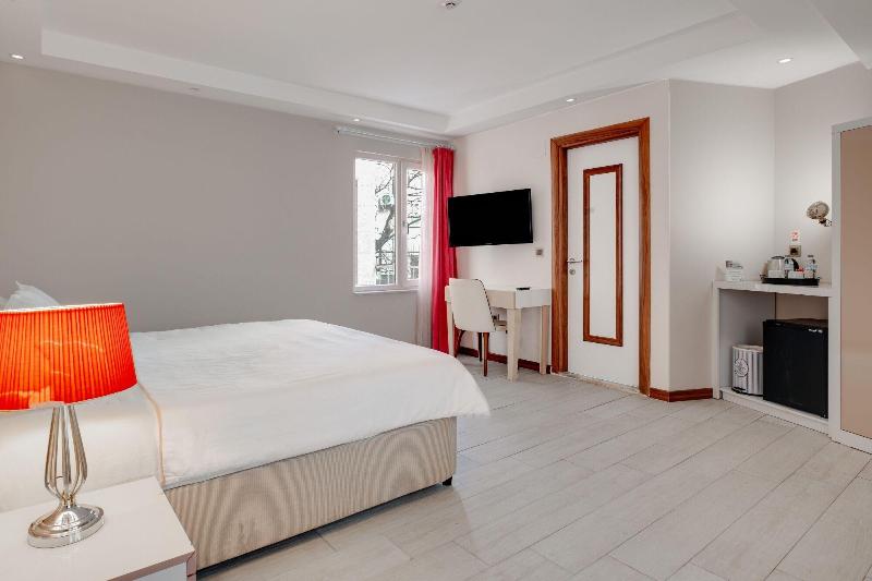 Yanki Hotel image