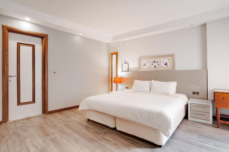 Yanki Hotel image