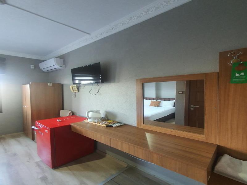 Biter Hotel image