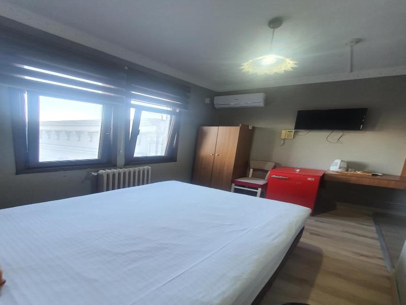 Biter Hotel image