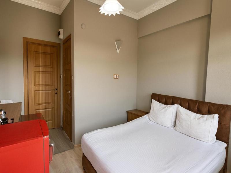 Biter Hotel image