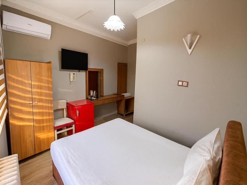 Biter Hotel image