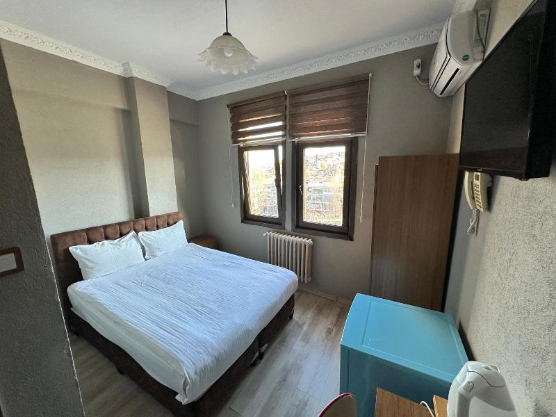 Biter Hotel image