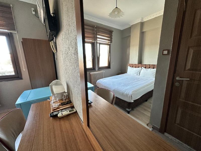 Biter Hotel image