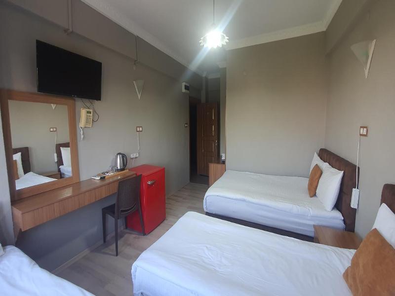Biter Hotel image
