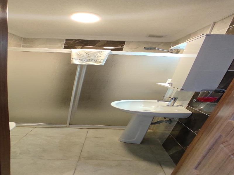 Biter Hotel image