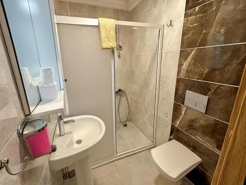 Biter Hotel image
