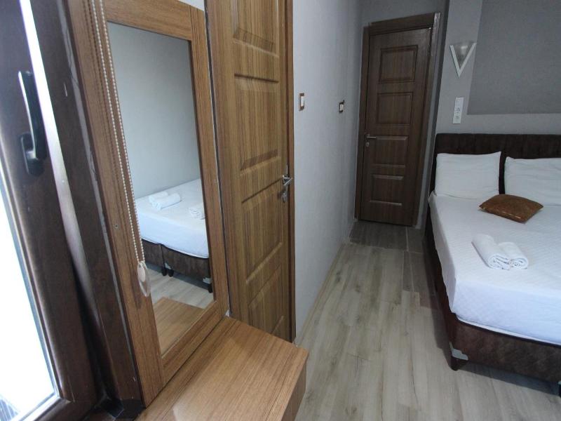 Biter Hotel image