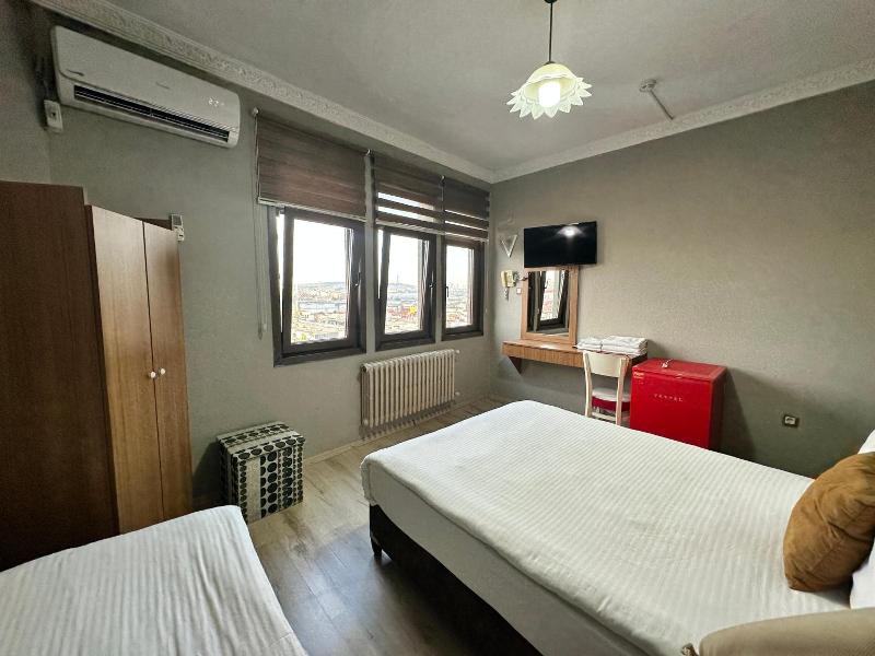 Biter Hotel image
