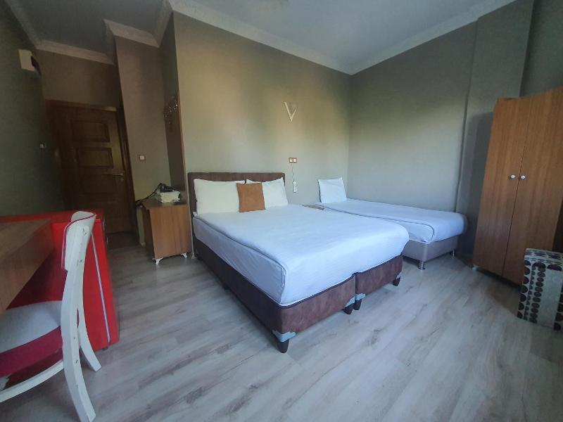 Biter Hotel image