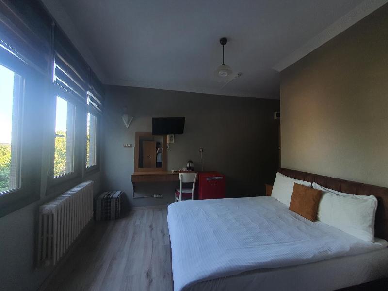 Biter Hotel image