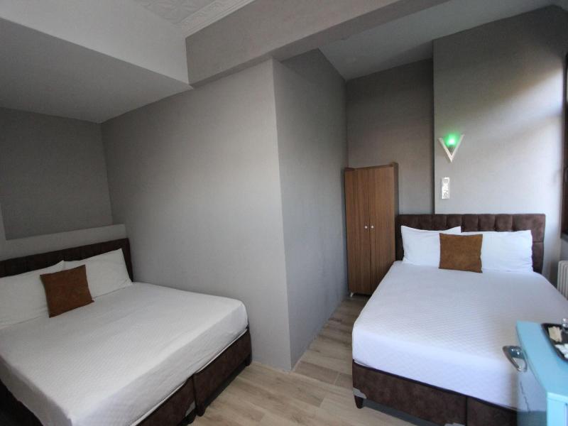 Biter Hotel image