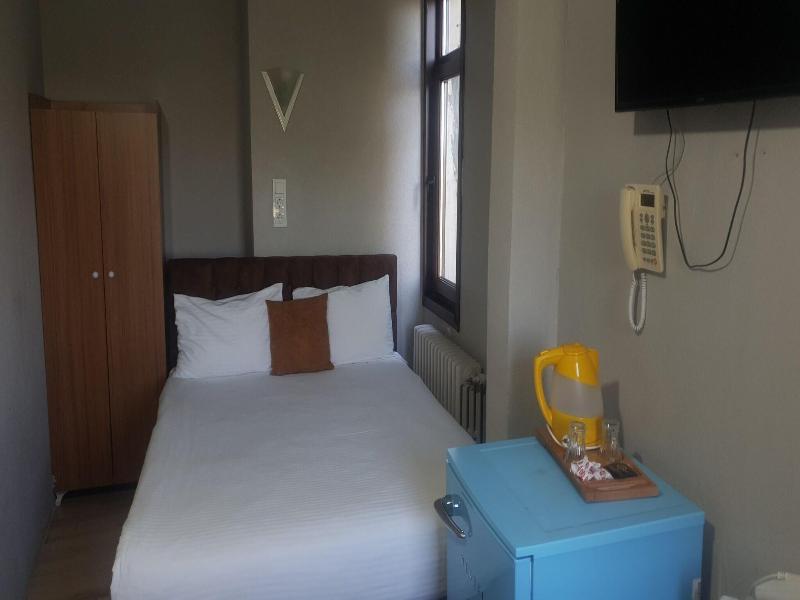 Biter Hotel image