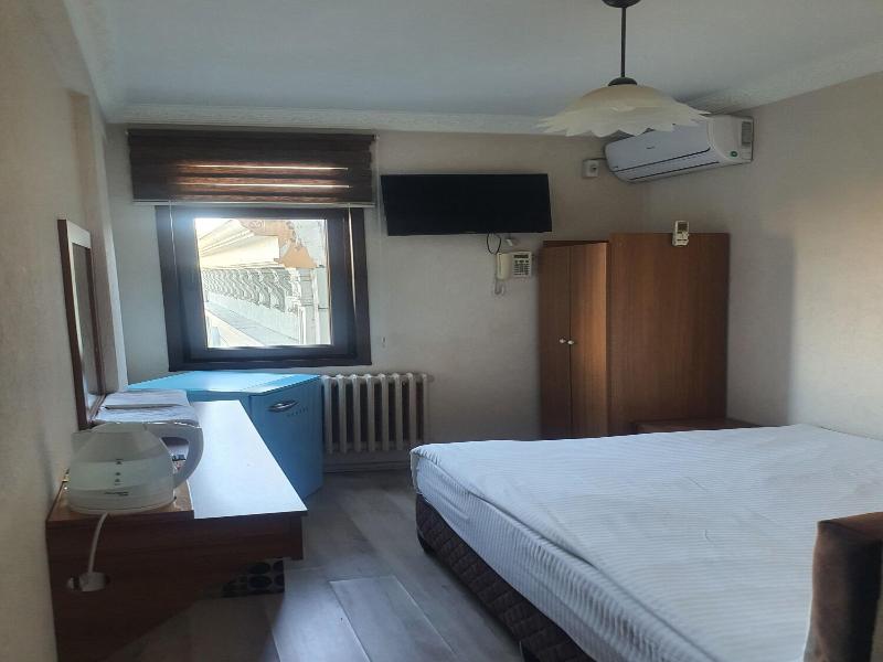 Biter Hotel image