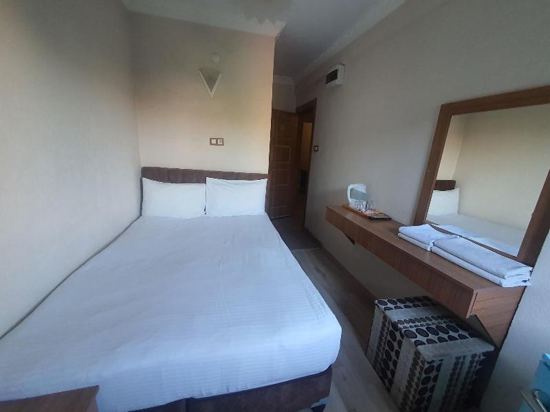 Biter Hotel image