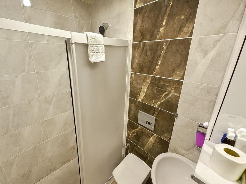 Biter Hotel image