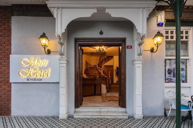 Mom Hotel image