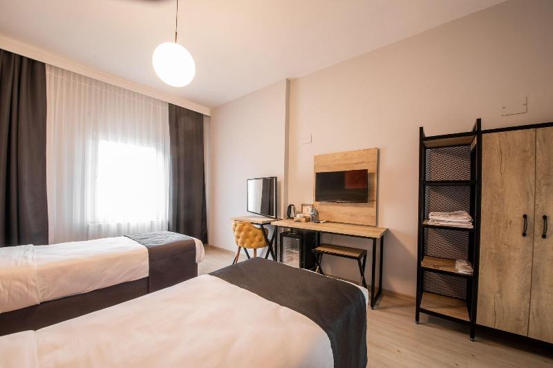 Adresin Hotel image
