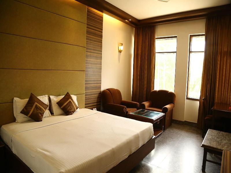 Hotel Park Inn image