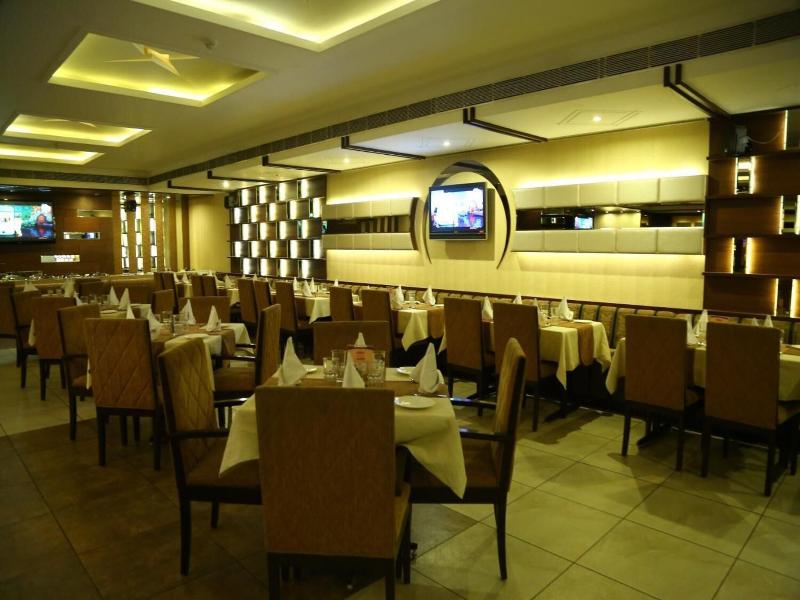 Hotel Park Inn image