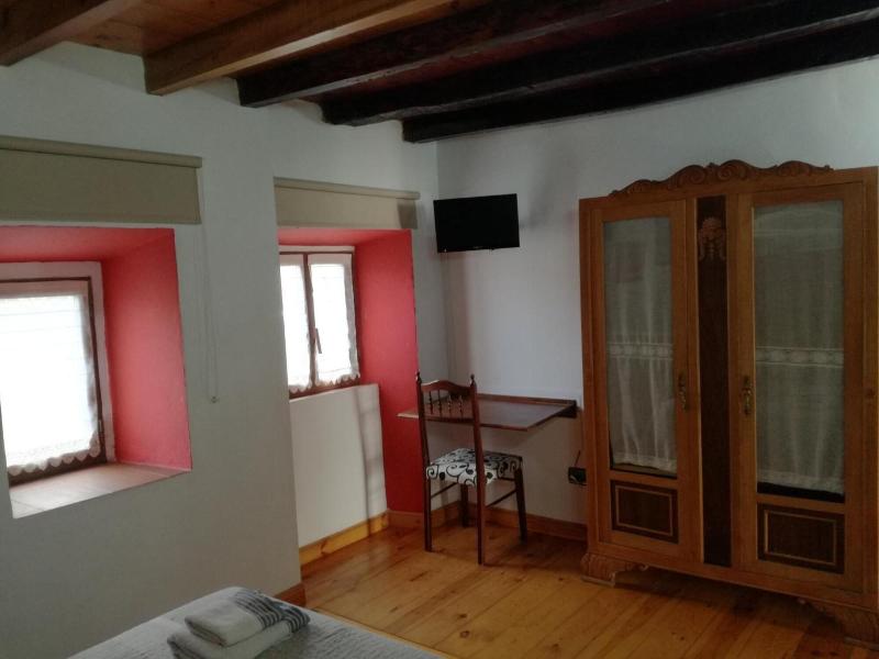 Villa Castellanos image