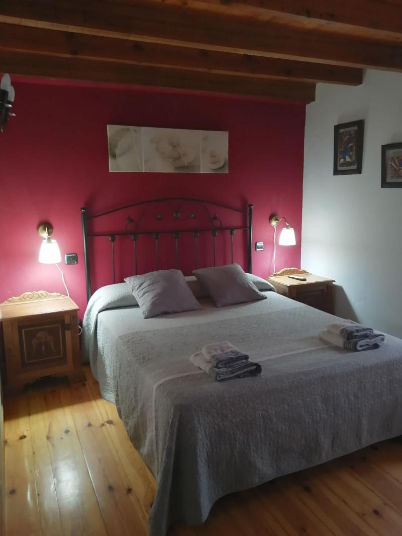 Villa Castellanos image