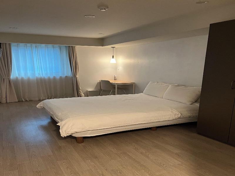 Upflo Hostel image