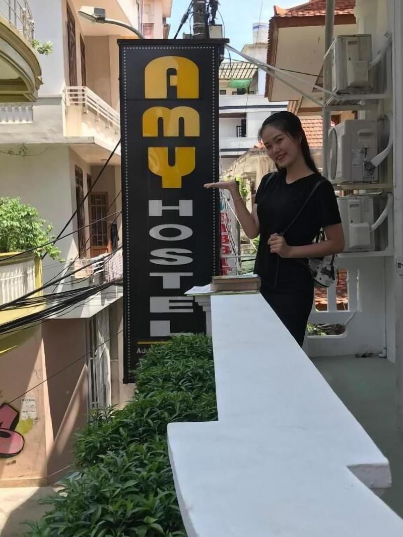Amy Hostel Hue