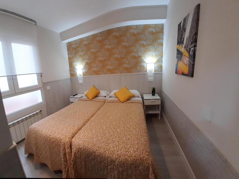 Hostal Verdemar image
