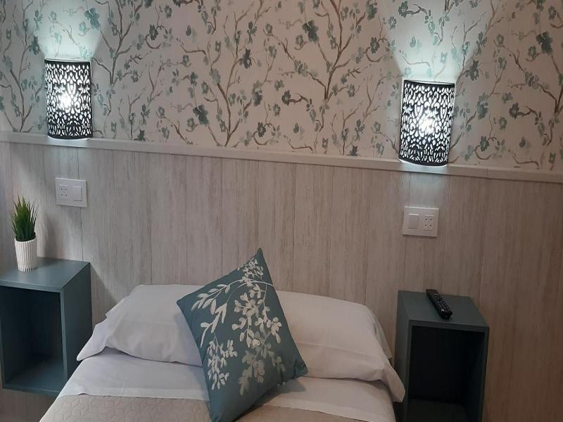 Hostal Verdemar image