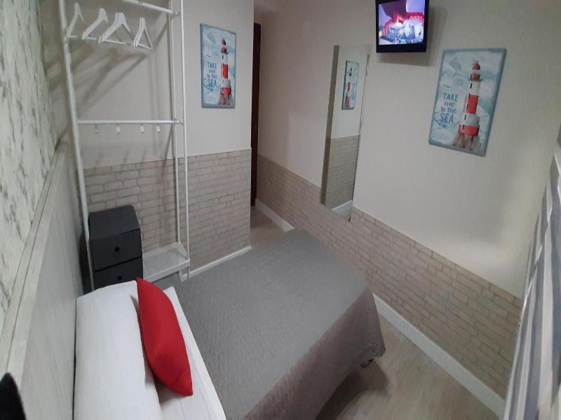 Hostal Verdemar image