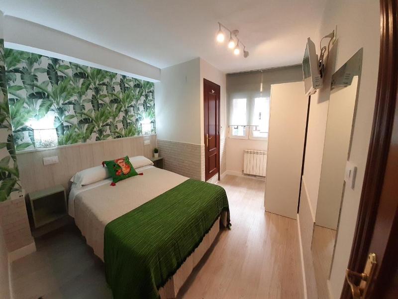 Hostal Verdemar image