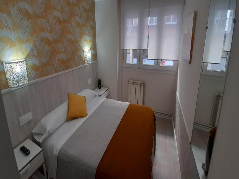 Hostal Verdemar image